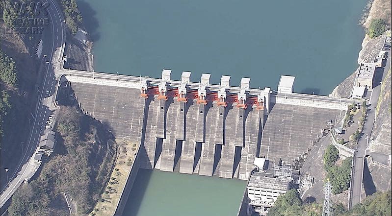 椿山ダムの空撮写真